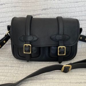 Vintage Dooney & Bourke, double pocket webster